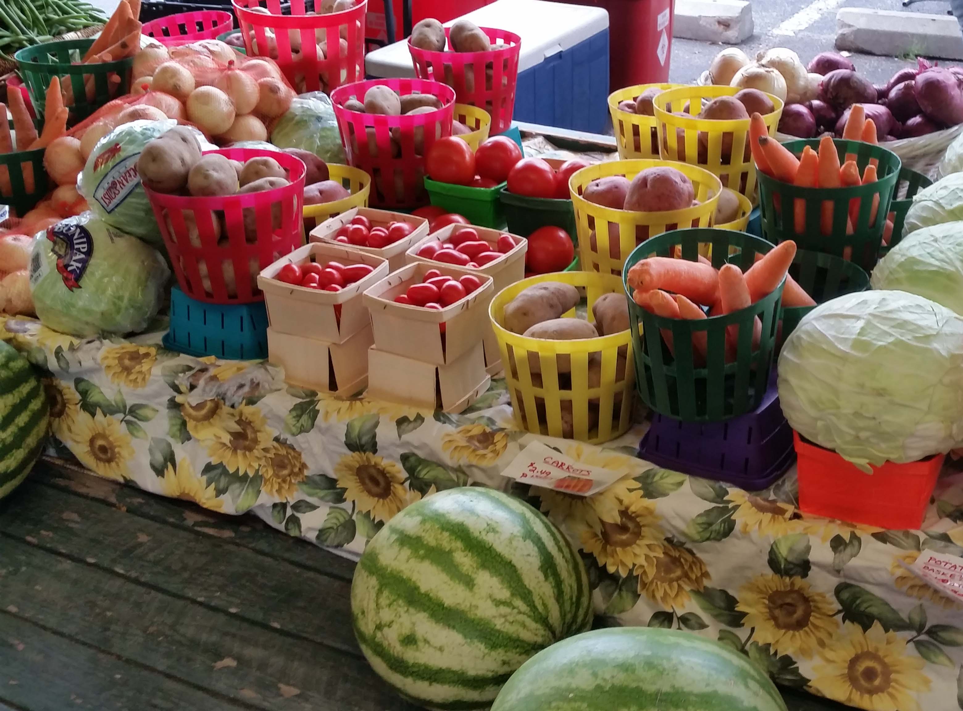 Fresh produce at the Downtown Toledo Farmers' MArket